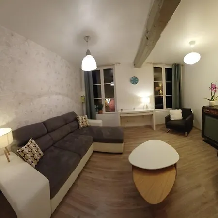 Le Duplex Saint Pry * 베튠